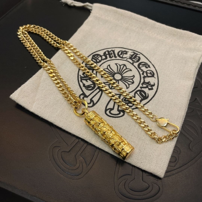 Ch*0me He**ts necklaces